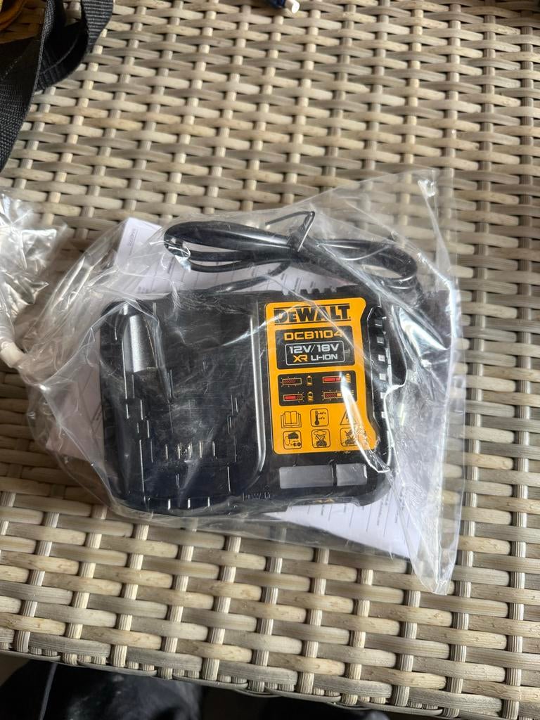 DeWalt DCB1104 Accu Lader 12V/18V XR Li-Ion, Ophalen of Verzenden, Nieuw