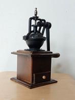 Antieke koffiemolen - werkt perfect zonder stroom  😉, Ophalen of Verzenden
