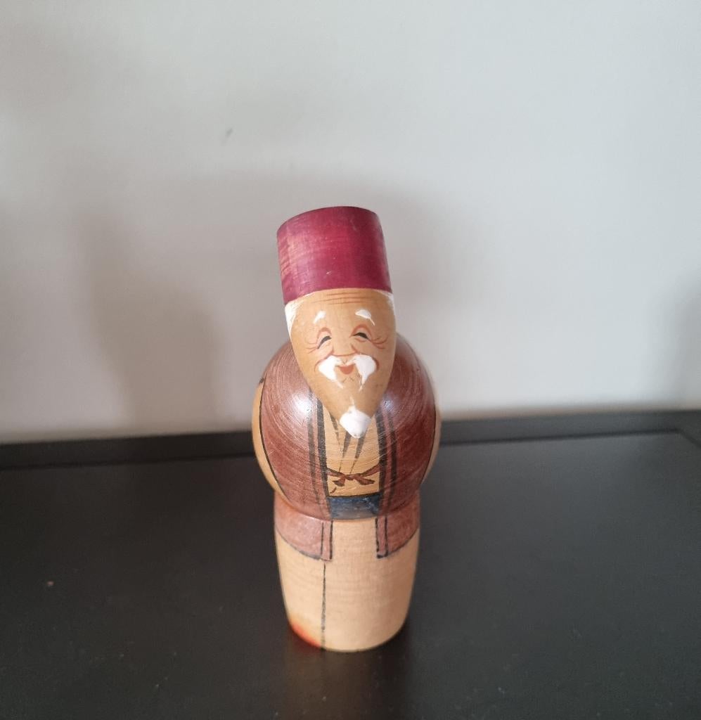 Leuke Jō Takasago Kokeshi, Verzenden