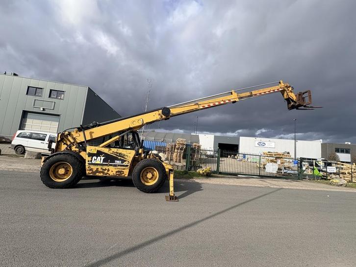 Caterpillar th63, Zakelijke goederen, Machines en Bouw | Kranen en Graafmachines, Verreiker