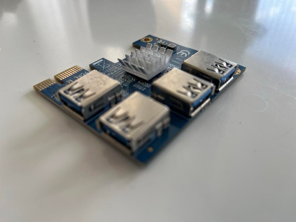 PCI-E naar 4x USB 3.0 adapter voor minen, Computers en Software, Videokaarten, Gebruikt, Overige soorten, Verzenden, Overige chipsets