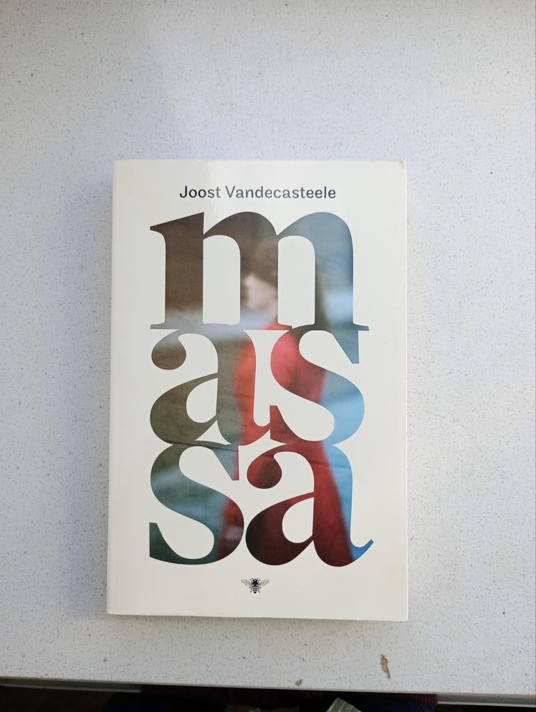 Massa - Joost Vandecasteele, Ophalen of Verzenden, Zo goed als nieuw