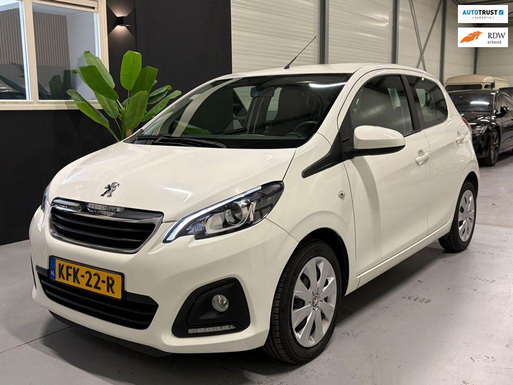 Peugeot 108 1.2 VTi Allure, Auto's, Voorwielaandrijving, Euro 5, Stof, Gebruikt