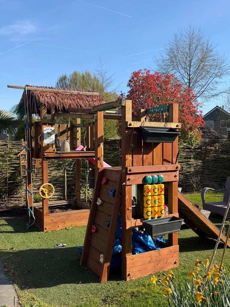Jungle Gym buitenspeelhuis compleet met glijbaan en ladders, Ophalen, Gebruikt, Klimtouw, Aanbouwonderdeel