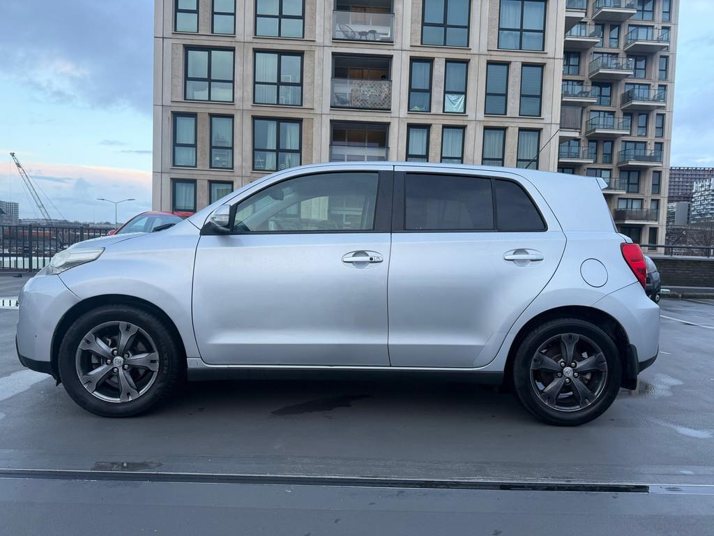 Toyota Urban Cruiser 1.3 VVT-i Dynamic Clima PDC LMV Keyless, Auto's, Voorwielaandrijving, 101 pk, Gebruikt, 49 €/maand