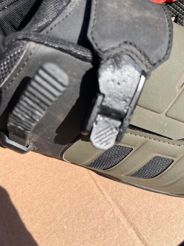 Groene fietsschoenen met klittenbandsluiting, Fietsen en Brommers, Fietsaccessoires | Fietskleding, Ophalen, Gebruikt, Overige maten