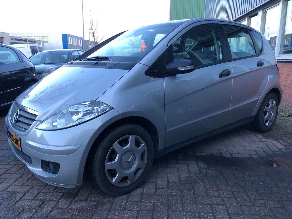Mercedes-Benz A-Klasse 2.0 CDI A180 5DRS 2008 Grijs, Auto's, Voorwielaandrijving, Stof, Zwart, 400 kg