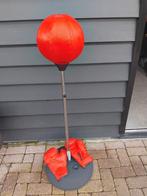 Boksbal met handschoenen, Ophalen, Zo goed als nieuw, Boksbal