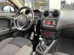 Alfa Romeo MiTo 1.4 T Junior BiFuel Nieuwe Distributie NAP, Auto's, Alfa Romeo, Voorwielaandrijving, Gebruikt, Euro 6, 4 cilinders