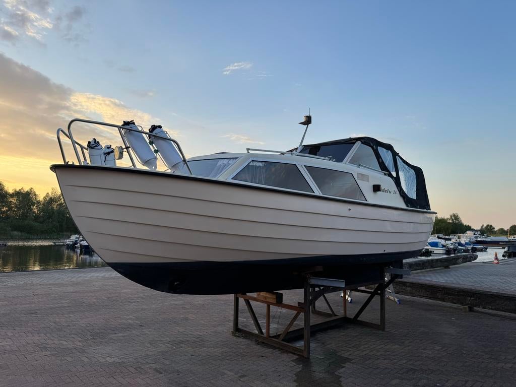 Nidelv 24 Spitsgatter met boegschroef, Watersport en Boten, Motorboten en Motorjachten, Gebruikt, Polyester, 6 tot 9 meter, Diesel