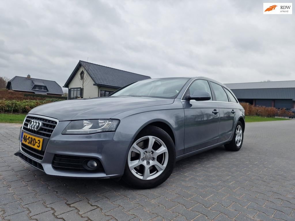 Audi A4 Avant 1.8 TFSI Pro Line PSENSOR NAVI CRUISE 2 X SLEU, Voorwielaandrijving, Euro 5, Gebruikt, 4 cilinders