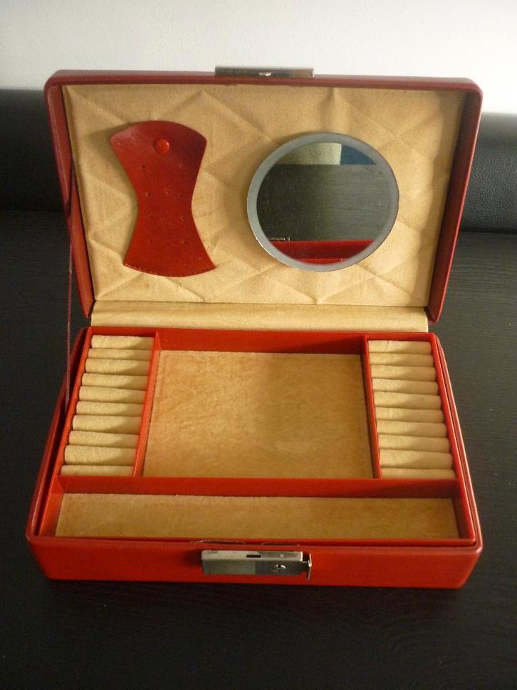 Sieradendoos rood / Sierradendoosje / opberger juwelen, Sieraden, Tassen en Uiterlijk, Overige Accessoires, Zo goed als nieuw