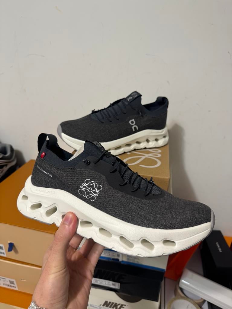 On Cloud x LOEWE Sneakers Black, Ophalen of Verzenden, Nieuw, Zwart