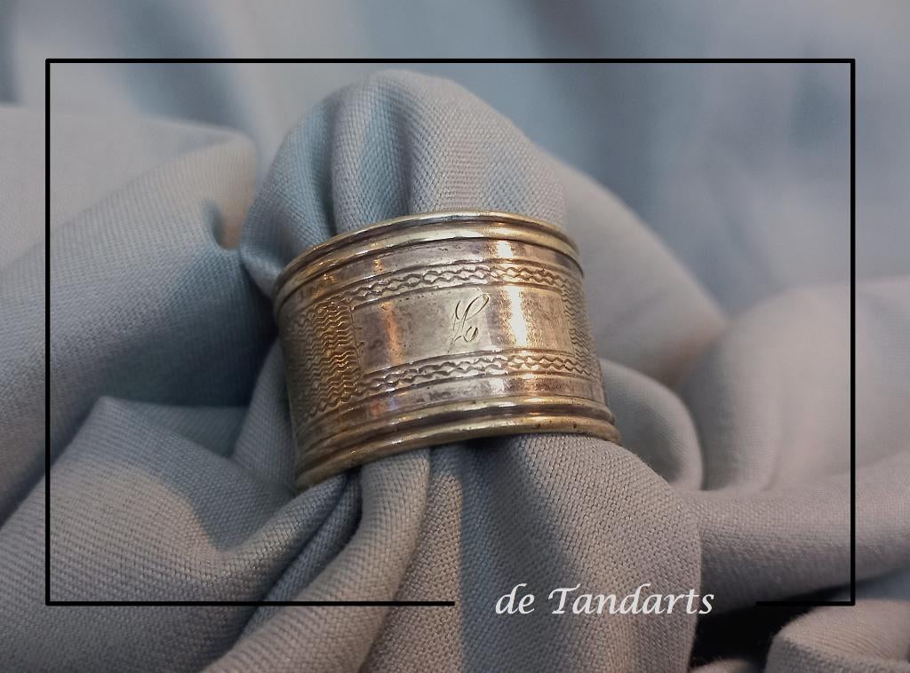 Vingerdoekjesring Djokja zilver, 32 mm diameter, Ophalen of Verzenden, Zilver