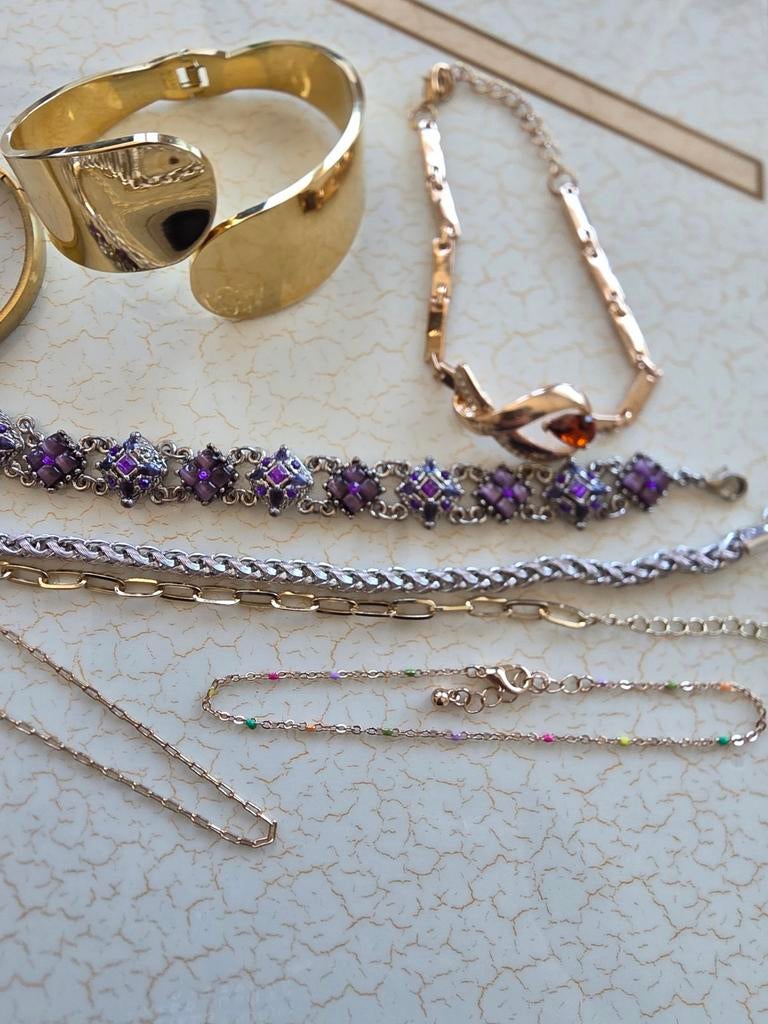 Diverse Armbanden: Goud, Zilver, en Meer!, Overige materialen, Gebruikt, Overige kleuren, Met bedels of kralen