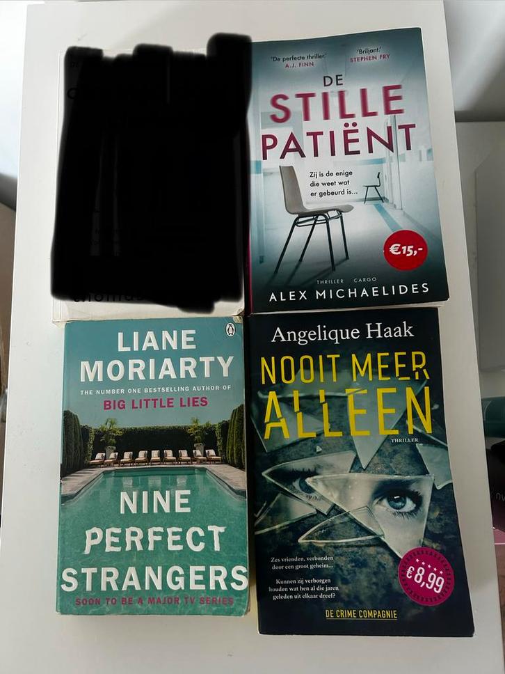 De stille patiënt, Nine perfect strangers & Nooitmeeralleen, Boeken, Thrillers, Zo goed als nieuw, Ophalen of Verzenden