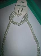 Ketting Wit FraaiMooi model rek Armband / Oorbellen, Verzenden, Nieuw, Wit, Overige materialen