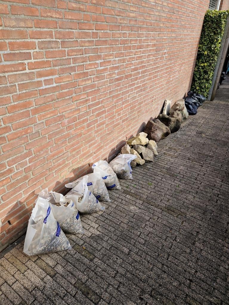 Gratis af te halen: Grind, rotsen en keien, Ophalen, Gebruikt, Multi, Kei