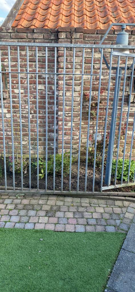 Gegalvaniseerd hekwerk met deur, Ophalen, Met poort, Gebruikt, Spijlenhekwerk