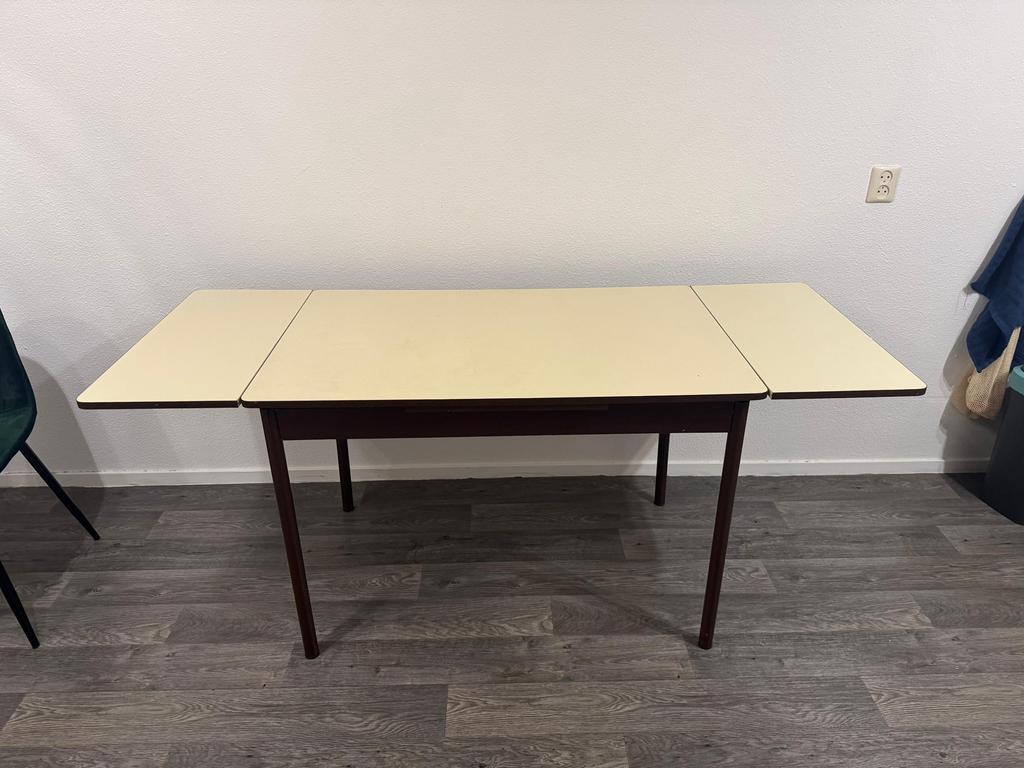 Uitschuifbare tafel met afneembare poten, Ophalen, Gebruikt