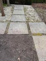 GRATIS | 12 grijze tegels en/of gemêleerd grind, Tuin en Terras, Tegels en Klinkers, Ophalen, Overige materialen, Gecoat, Gebruikt