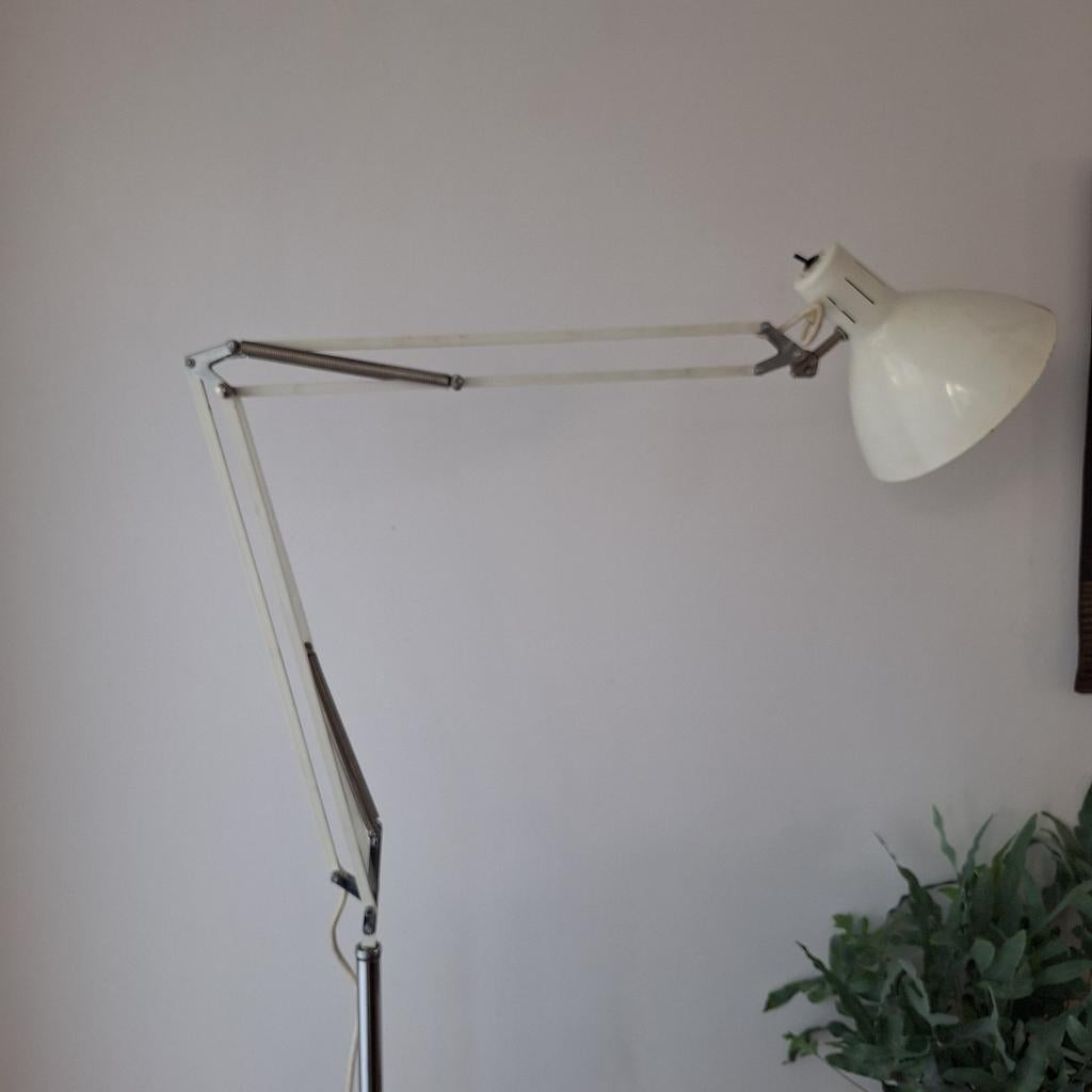 Hala verrijdbare lamp atelier werklamp, Huis en Inrichting, Lampen | Vloerlampen, Ophalen, Gebruikt, Metaal, Minder dan 100 cm