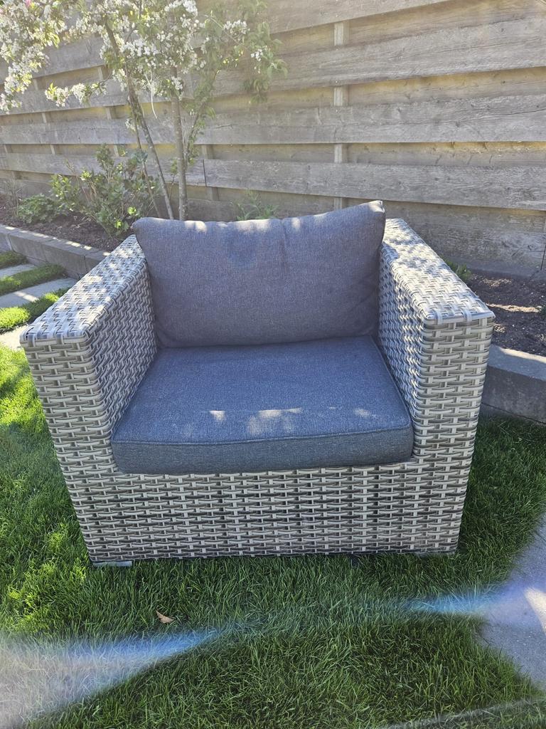Comfortabele Loungestoel met Kussens - Zo goed als nieuw, Zo goed als nieuw, Loungeset, Wicker, Stoel