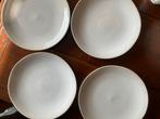 4 HEMA ontbijtborden beige reactief /diam . 23.0 /als nieuw, Ophalen of Verzenden