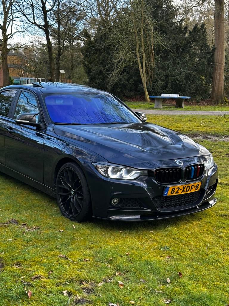 BMW F30 M Paket Stage, Achterwielaandrijving, 4 cilinders, Blauw, Origineel Nederlands