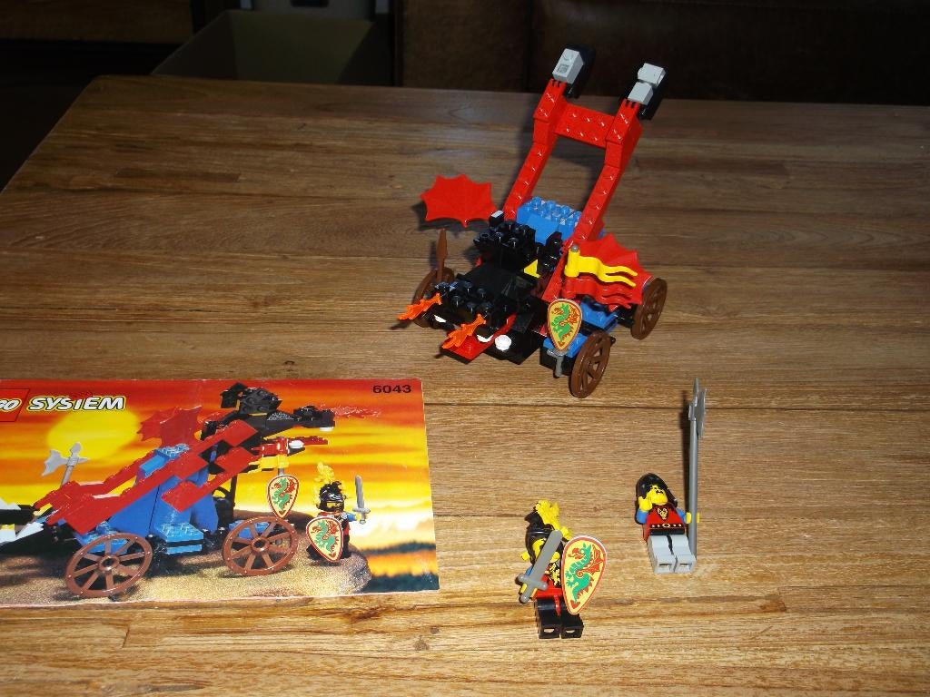 lego 6043 Dragon Defender, Gebruikt, Lego, Ophalen of Verzenden, Compleet