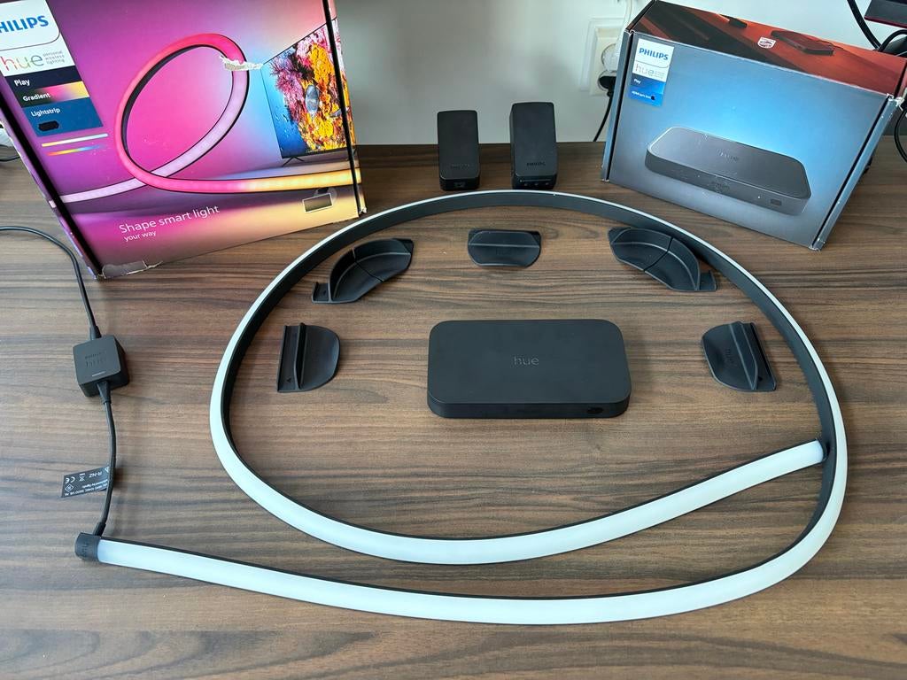 Philips Hue Sync Box + Play Gradient Lightstrip 55 inch, Ophalen of Verzenden, Zo goed als nieuw