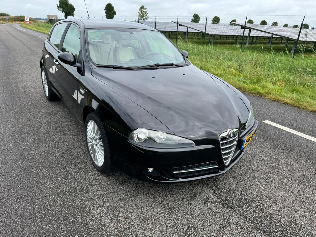 Alfa Romeo 147 1.6 T.Spark Veloce Business Inruil mogelijk!, Auto's, Alfa Romeo, Voorwielaandrijving, 1195 kg, Gebruikt, 4 cilinders