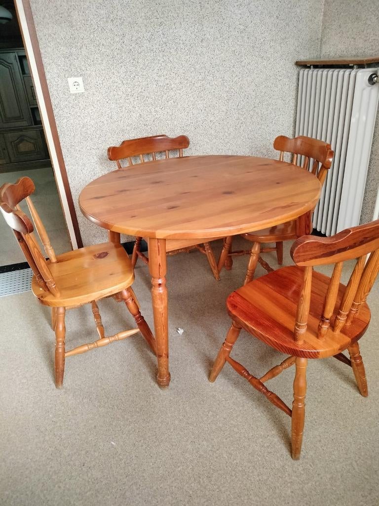 Grenen ronde eettafel met 4 stoelen, Huis en Inrichting, Ophalen, Gebruikt, Rond, Klassiek, landelijk