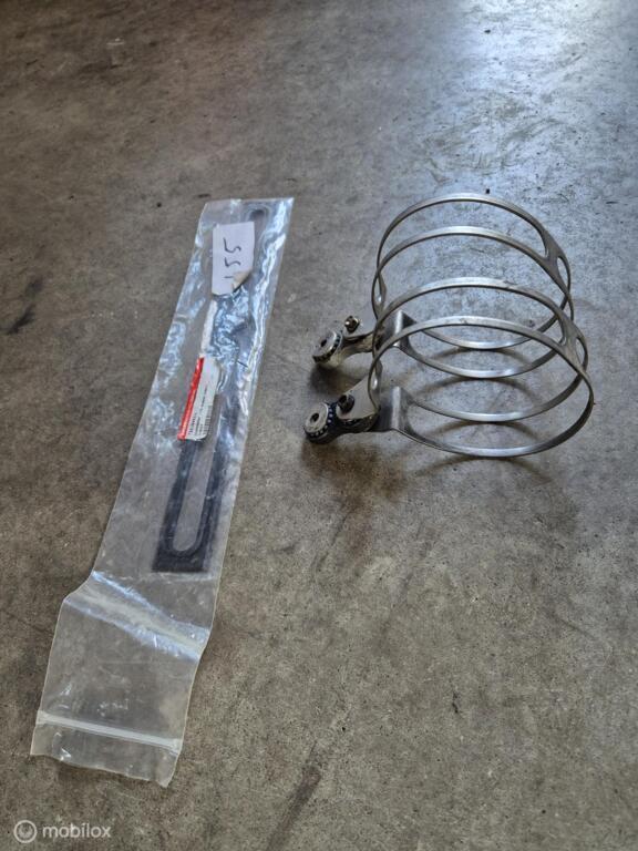 Uitlaatbeugel uitlaatklem ophangbeugel 748 916 termignoni, Gebruikt, Factorystore.service@ducati.com, Ophalen of Verzenden, Via Antonio Cavalieri Ducati, 74/5, 74/6, 40132 Bologna BO