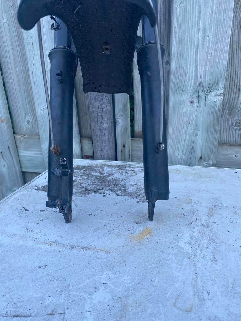 Voorvork met spatbord - Gebruikt, Fietsen en Brommers, Fietsonderdelen, Gebruikt, Voorvork, Staal, Stadsfiets, Ophalen