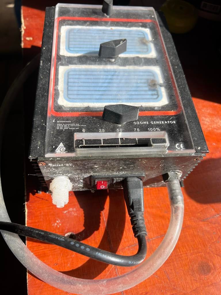 Ozon apparaat voor de vijver - Voor de handige klusser, Ophalen of Verzenden, Gebruikt, Overige typen