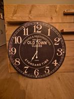 Grote Zwarte Wandklok - Old Town Clocks - Ø 60cm, Ophalen, Gebruikt, Analoog, Wandklok