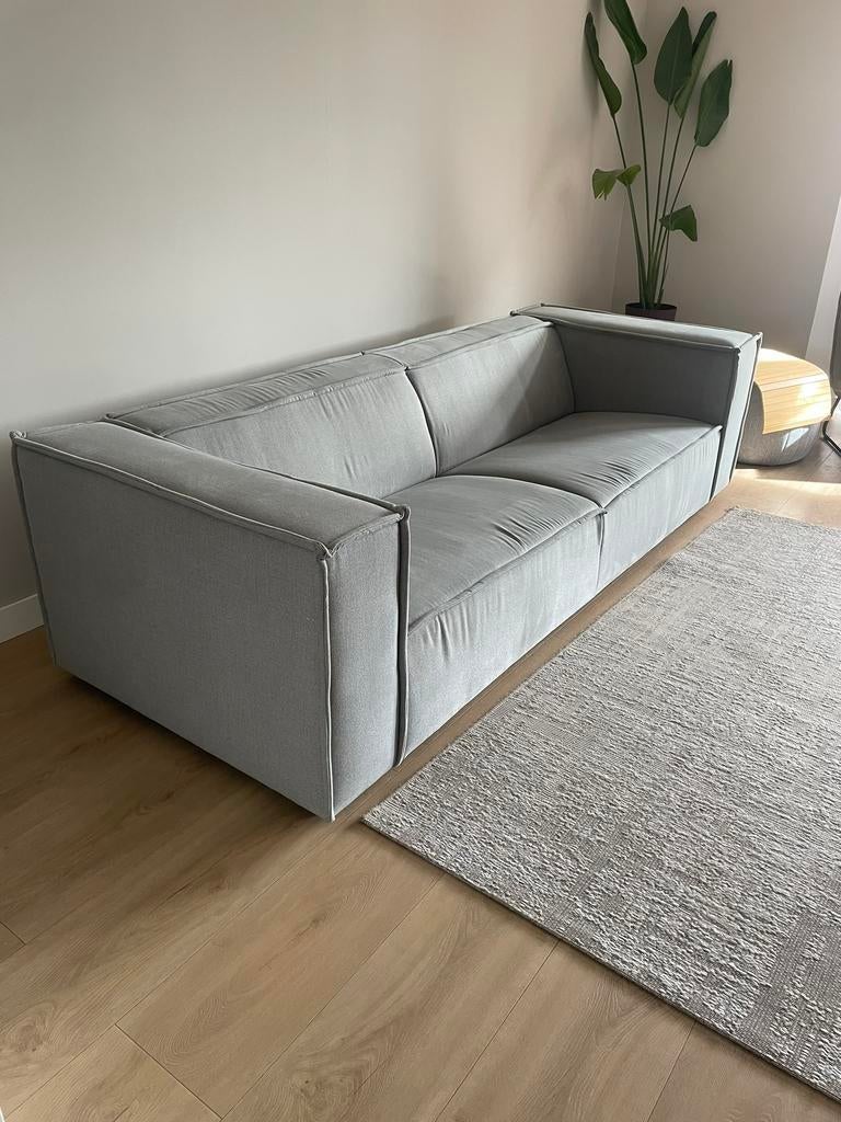 By sidde sommer bank grijs 260 cm 3 zits / 4 zits gereinigd, Ophalen, Zo goed als nieuw, 75 tot 100 cm, 200 tot 250 cm