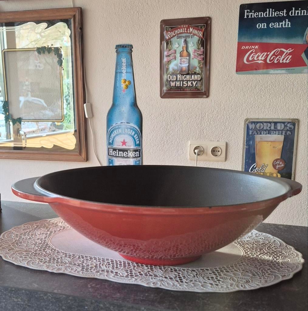 Gietijzeren Wok voor Inductie, Huis en Inrichting, Keuken | Potten en Pannen, Ophalen of Verzenden, Zo goed als nieuw, Wok, Gietijzer