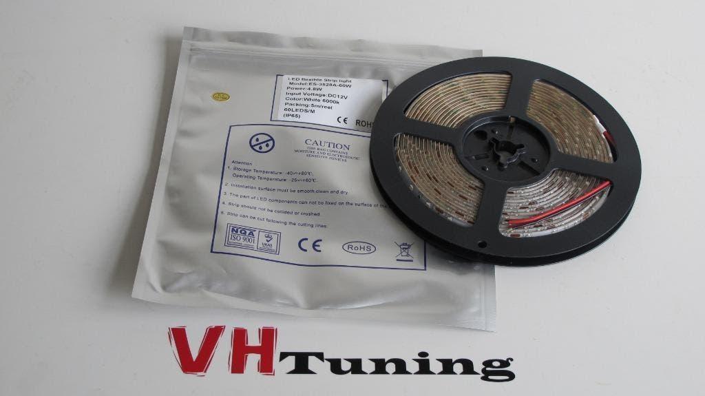 LED flexible strip light model ES-3528A-60W 5 Meter White, Auto diversen, Tuning en Styling, Ophalen of Verzenden