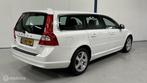 Volvo V70 2.5T Momentum 230PK / AUTOMAAT / NAVI, 93 €/maand, Euro 4, Geïmporteerd, 1568 kg