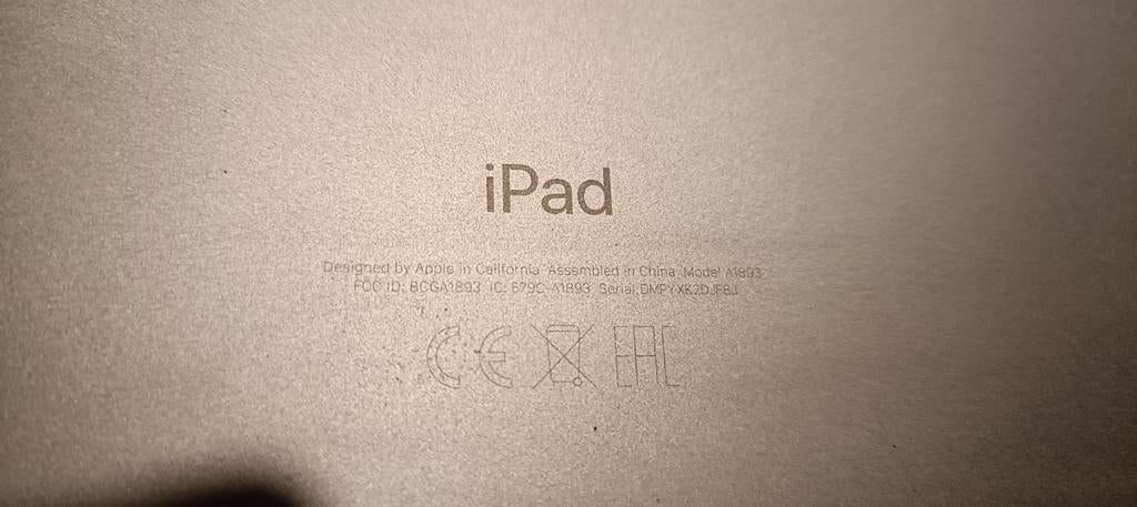 Partij iPads 5 items niet getest45€ op is op alleen ophalen, Computers en Software, Apple iPads, Gebruikt, Overige modellen, Grijs