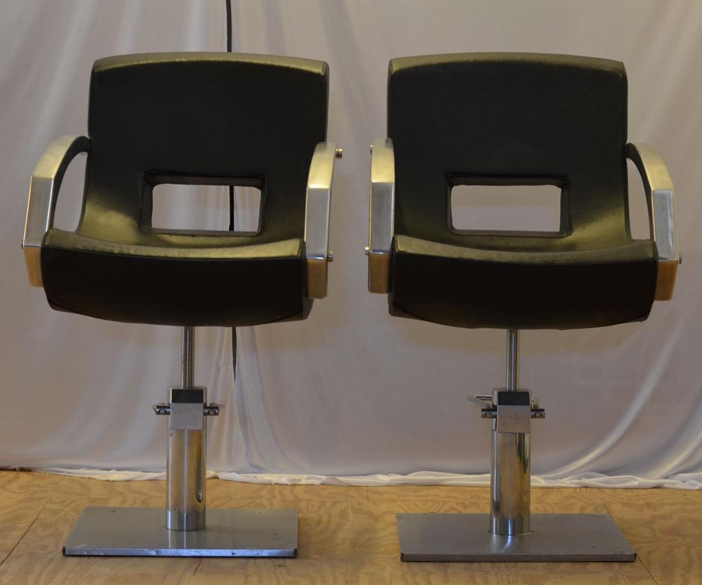 Kappers stoelen, Diensten en Vakmensen, Kappers en Thuiskappers, Knippen