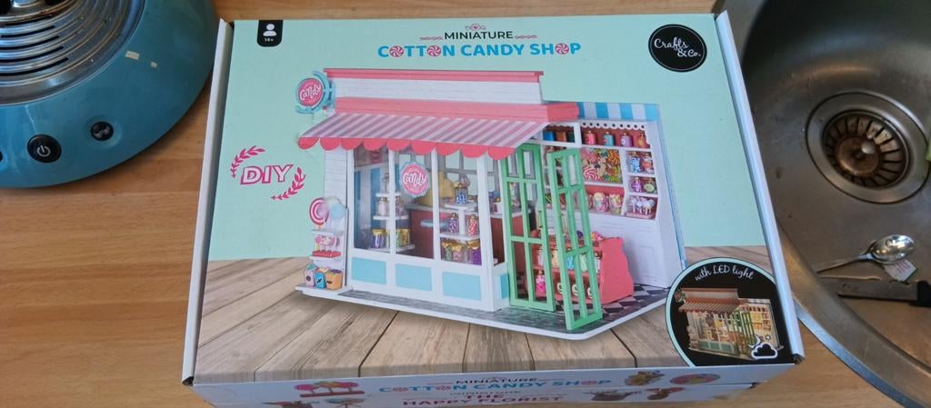 DIY Miniatuur Snoepwinkel met LED-verlichting, Ophalen, Nieuw, Knutselwerk