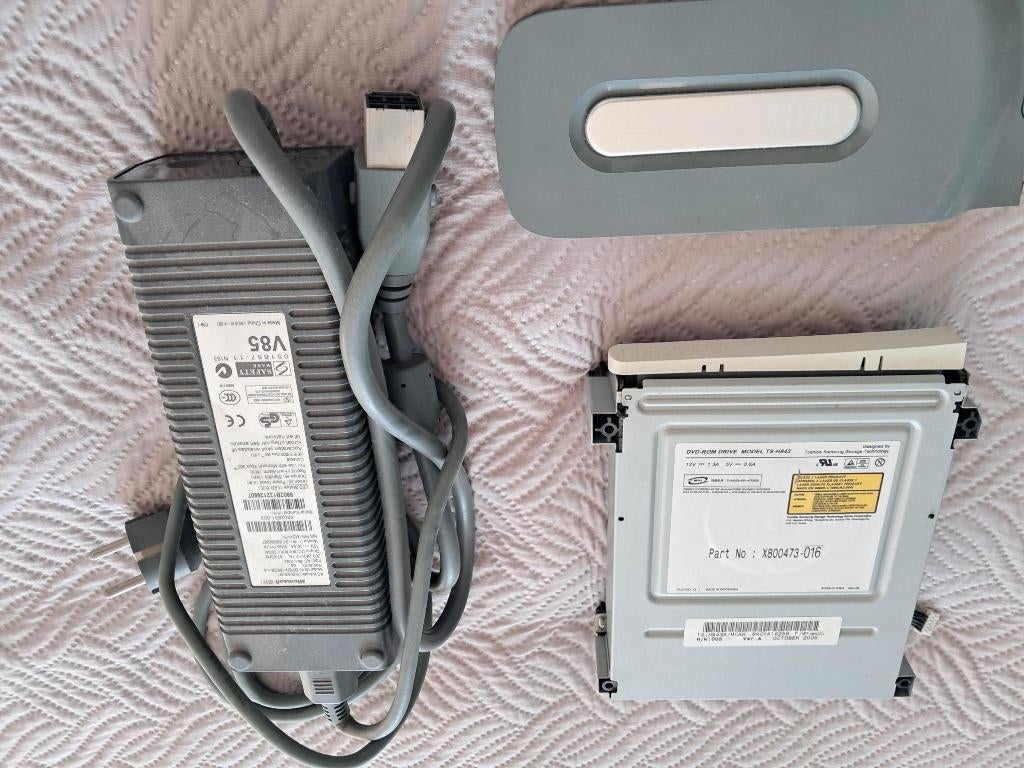 Te koop Spelcomputer X-box onderdelen, Ophalen of Verzenden, Gebruikt, 60 GB, Met 1 controller