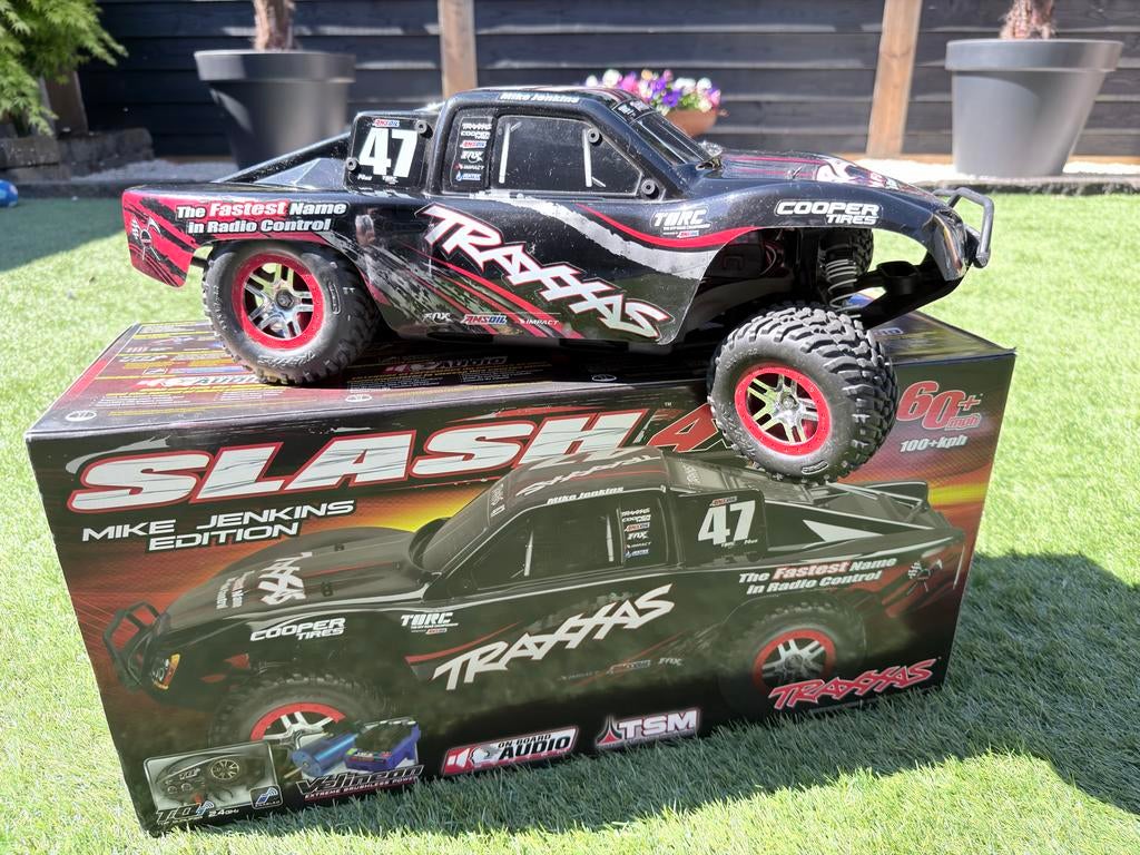 Traxxas Slash 4x4 VXL Mike Jenkins Edition RC Auto, Hobby en Vrije tijd, Modelbouw | Radiografisch | Auto's, Elektro, Auto offroad