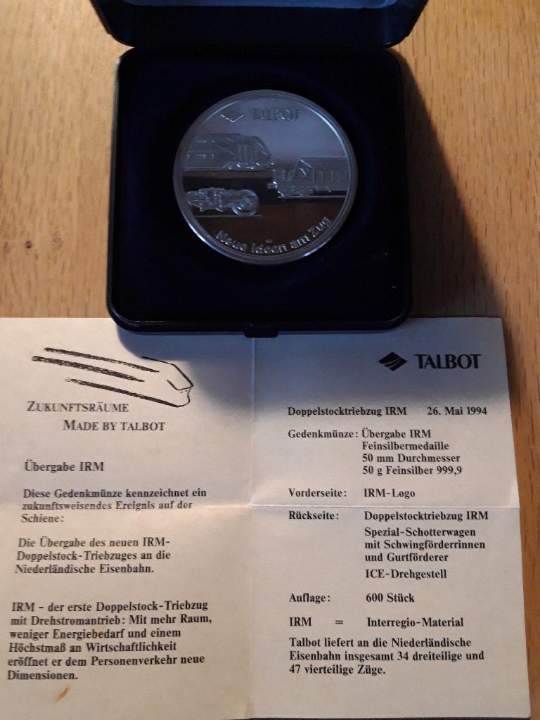 Fijn zilveren herinneringsmunt bij aflevering 1e IRM aan NS, Ophalen of Verzenden, Trein, Overige typen