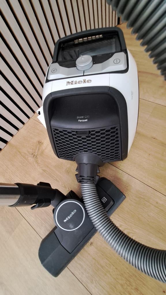 Miele Boost CX1 Parquet stofzuiger, Witgoed en Apparatuur, Stofzuigers, Ophalen of Verzenden, Gebruikt, Reservoir, Stofzuiger
