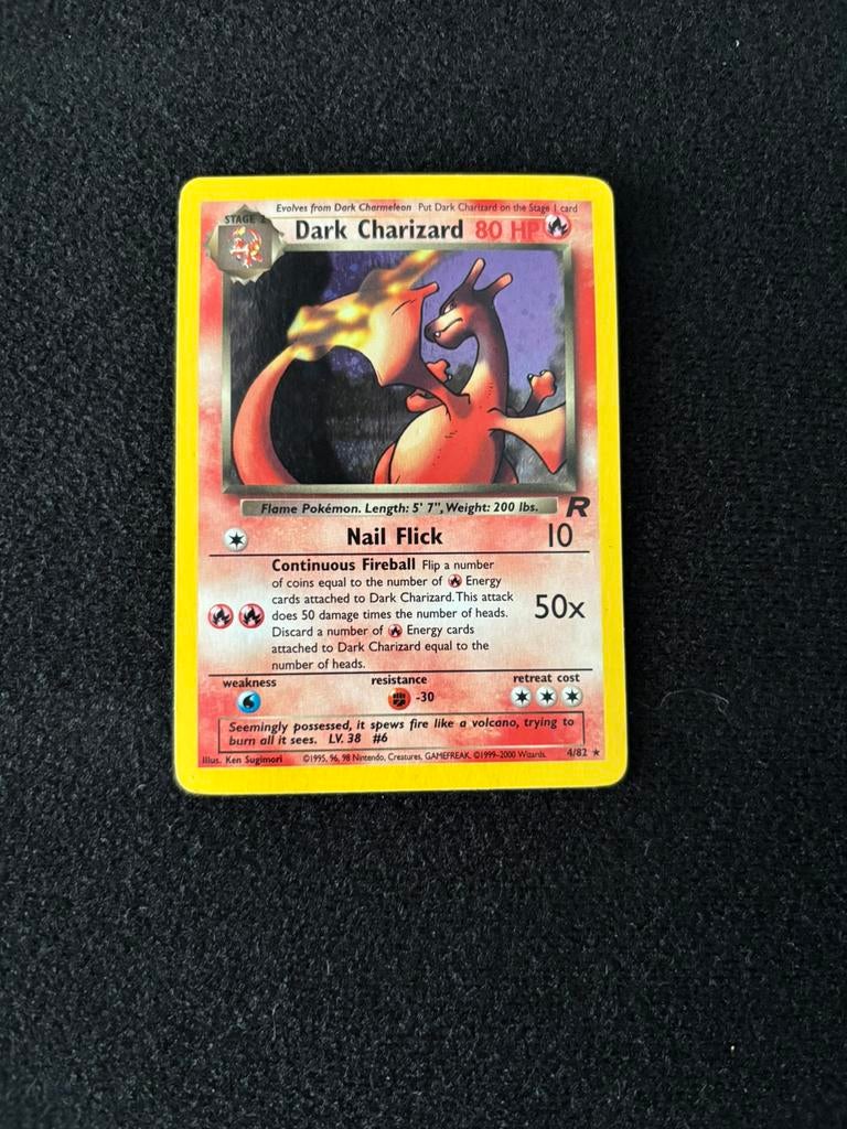 Dark Charizard 4/82 Team Rocket holo, Hobby en Vrije tijd, Verzamelkaartspellen | Pokémon, Ophalen of Verzenden, Zo goed als nieuw