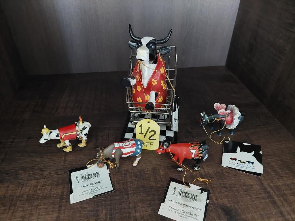 CowParade koeien, 4 met kaartje, 1 met lichte schade, Ophalen